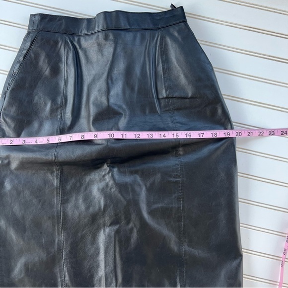 Wilson’s Leather Vintage Pencil Skirt size 10 Black Pockets Split Button & Zip - Picture 16 of 16